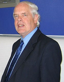 <span class="mw-page-title-main">Robert Lomas</span> British writer, physicist and business studies academic