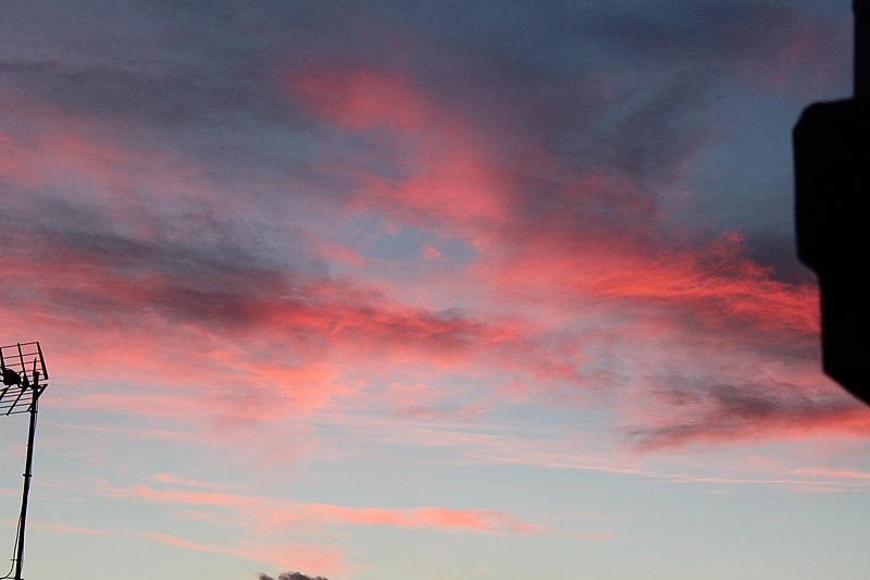 File:Pink sky 2.jpg