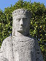 Detalle da estatua de Afonso X.