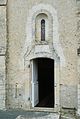 La porte sud de l'église Sainte-Honorine.