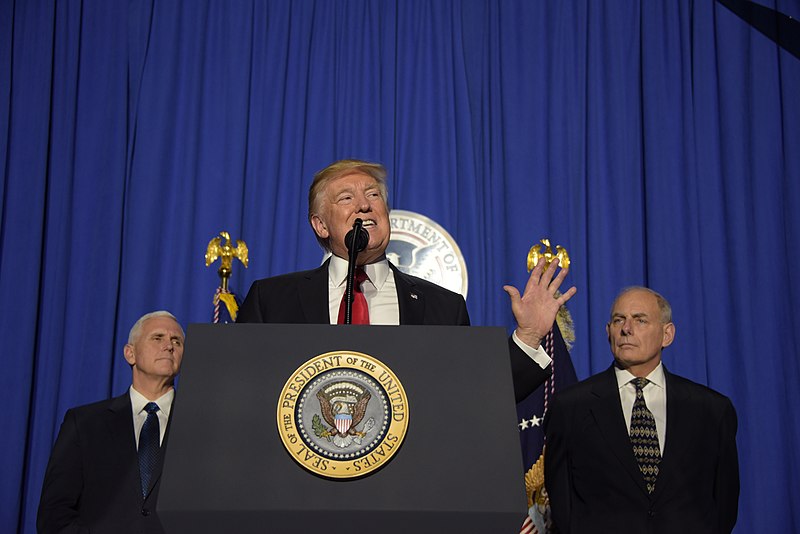 File:President Trump Delivers Remarks to DHS Employees (31680884444).jpg