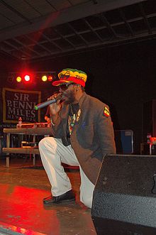 Reggae artis King Kong di tahun 2007 (2).jpg