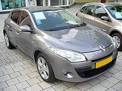 Renault Mégane III Fünftürer Phase I.JPG