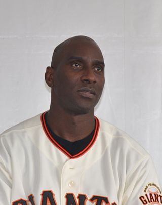 <span class="mw-page-title-main">Roberto Kelly</span> Panamanian baseball player (born 1964)