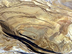250px Round Mountain gold mine%2C aerial