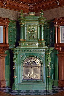 Renaissance Revival tiled stove in Schloss Grafenegg (Austria)