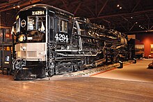 Southern Pacific 4294 on display at the California State Railroad Museum. Southern Pacific 4294, a cab-forward steam locomotive.jpg