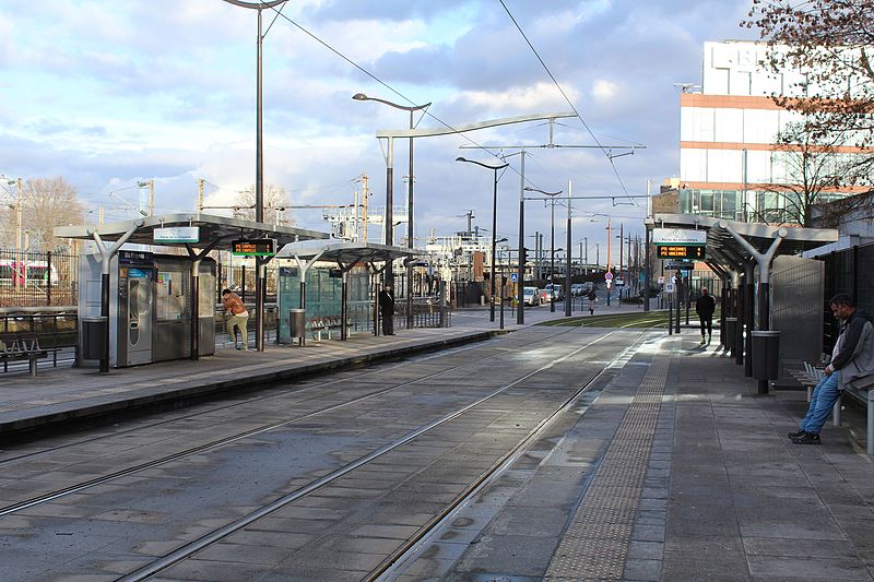 File:Station Tramway Ligne 3b Ella Fitzgerald Paris 08.jpg