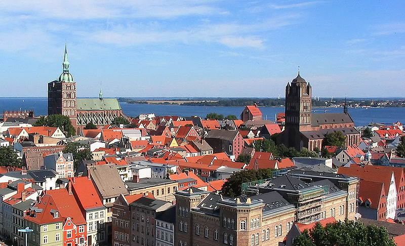 File:Stralsund St Nikolai St Jakobi.jpg