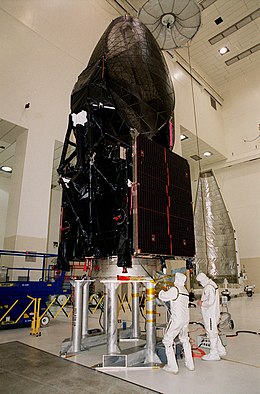 TDRS-H na KSC.jpg