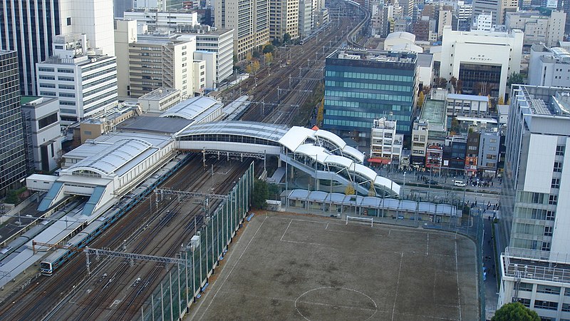 File:Tamachi Station 01.jpg