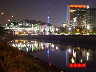 <span class="mw-page-title-main">Berlin S-Bahn</span> Rapid transit railway system in and around Berlin