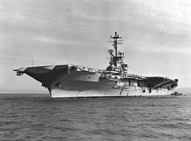 USS Oriskany (CVA-34) off the San Francisco Naval Shipyard on 27 April 1959 (NH 97410).jpg