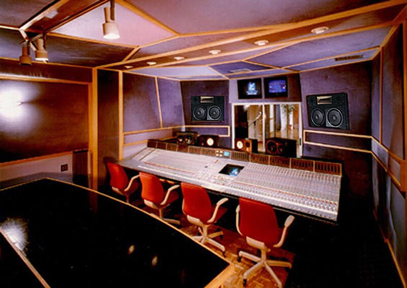 File:Unique Recording Studio C.jpg