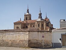 Vista de la iglesia mayor de Orgaz.JPG