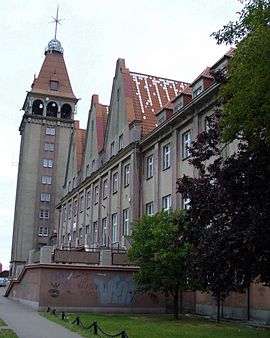 Władysławowo Dom Rybaka.jpg