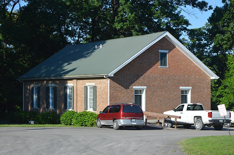 File:Zion Baptist Church, outside Columbia.jpg