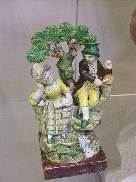 File:'Lovers', Earthenware, Harris Museum.JPG