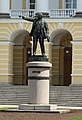 Lenin-Denkmal vor dem Smolny-Institut (1924–1927 mit Architekten W. G. Helfreich, W. A. Schtschuko), St. Petersburg[2][5]