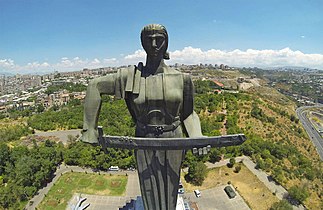Статуа Мајке Јерменије