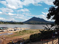 Kaeng Khut Khu, Mekong Nehri kıyısındaki plaj