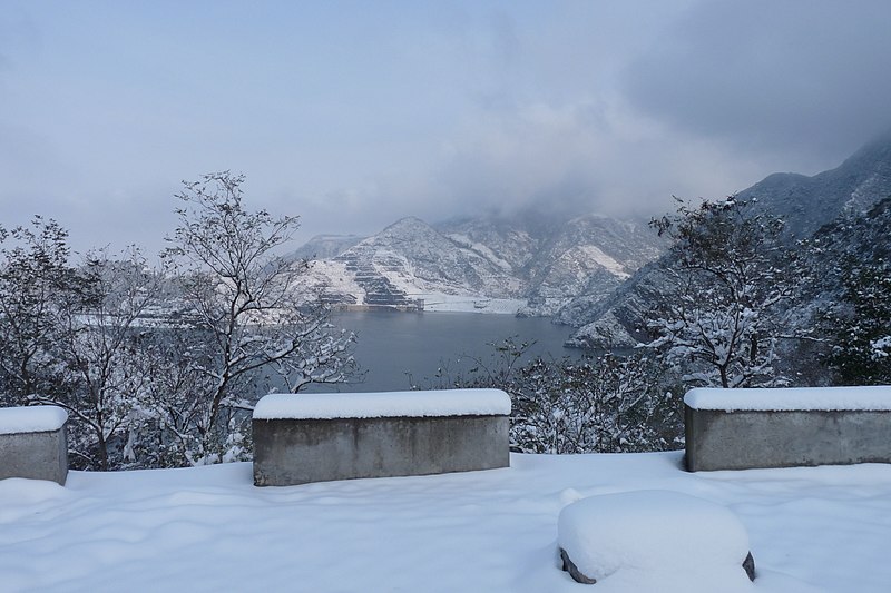 File:大雪过后的黑河水库 - panoramio.jpg