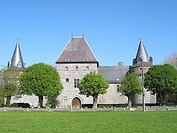 Solre-sur-Sambre Castle