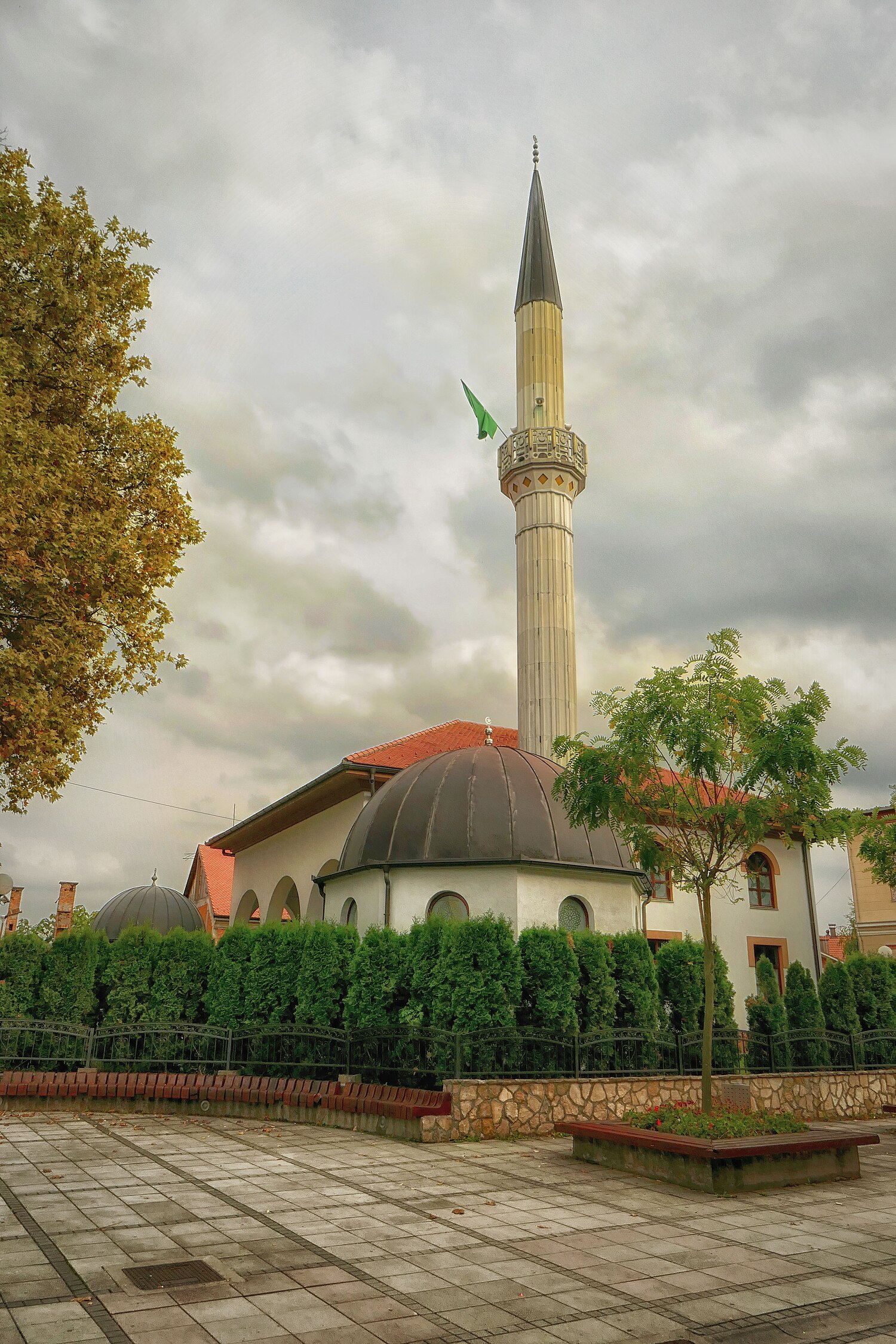 City mosque in Derventa. Author: Gordanaignjatic.