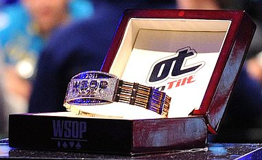 2011 WSOP Main Event Bracelet.jpg