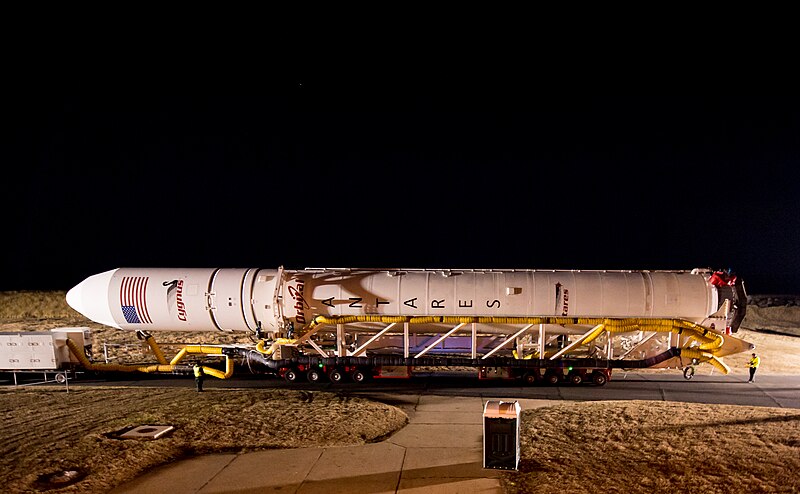 File:20131217 Antares CRS Orb-1 rocket rollout (201312170007HQ).jpg