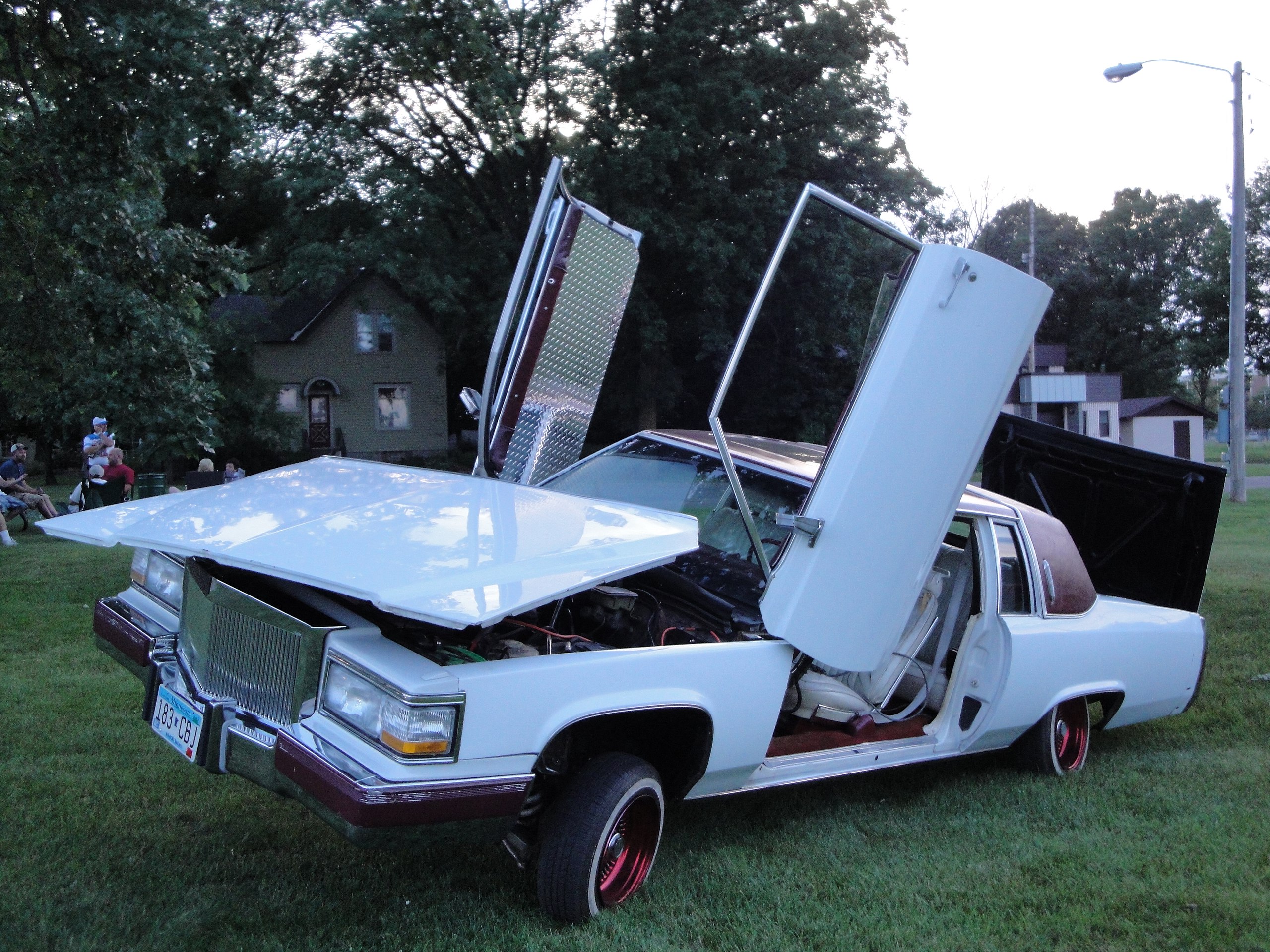 Restoring a 1983 Cadillac Coupe DeVille