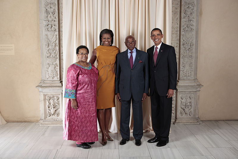 File:Abdoulaye Wade with Obamas.jpg