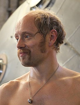 Aksel Hennie 2012 (decupat).jpg