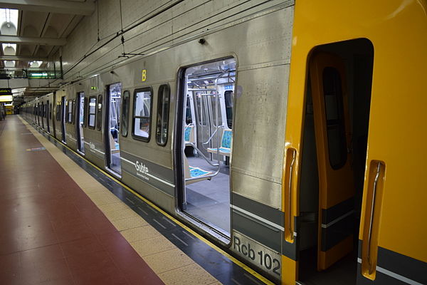 Buenos Aires Underground 100 Series rolling stock