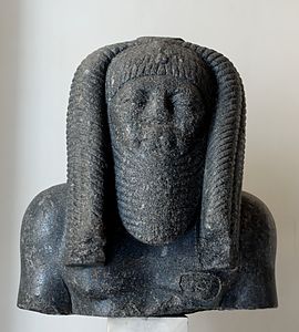 Amenemhat III Altemps Inv8607.jpg