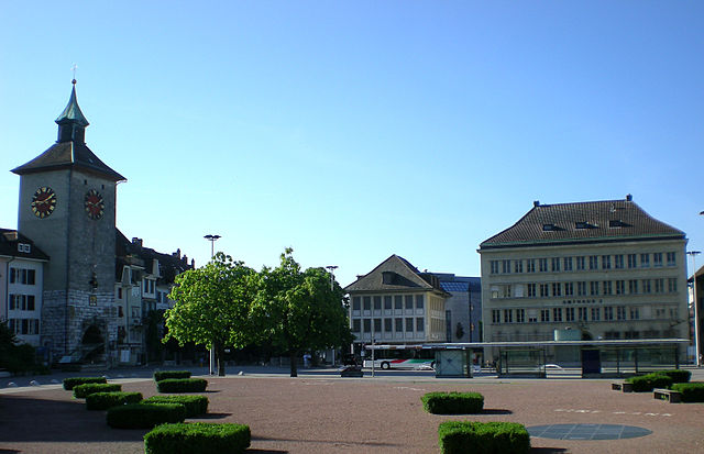 640px-Amthausplatz_Solothurn.jpg