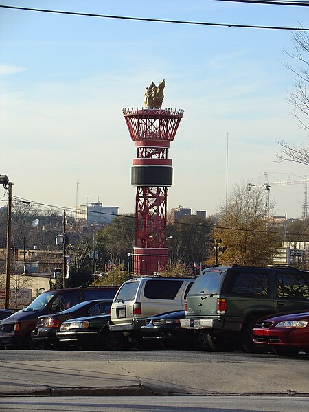 File:Anderson's Olympic torch tower in 2006.jpg