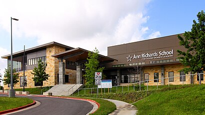 How to get to Ann Richards School with public transit - About the place