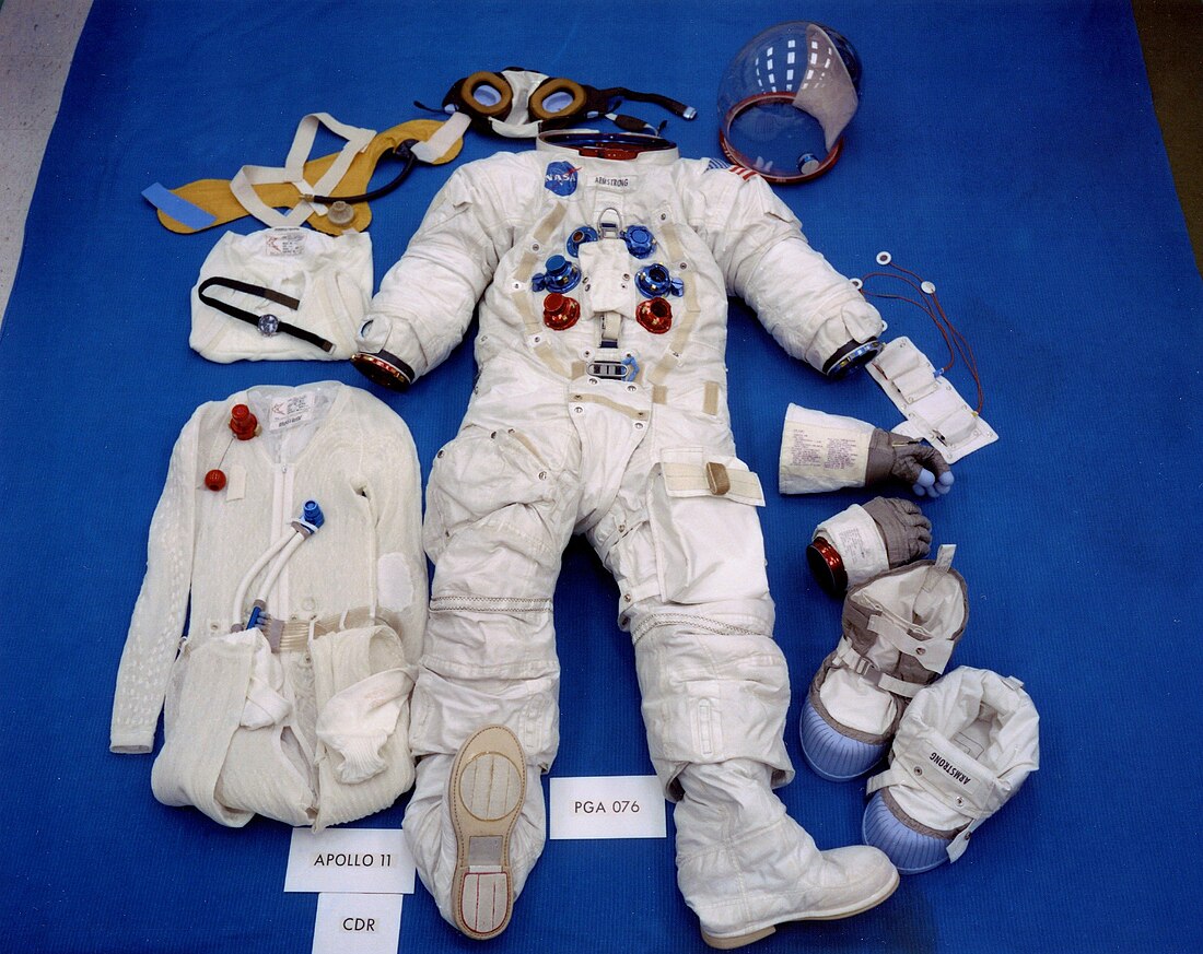 Apollo/Skylab spacesuit