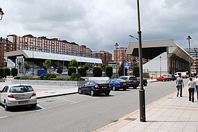 Avilés, Estadio Román Suárez Puerta.JPG