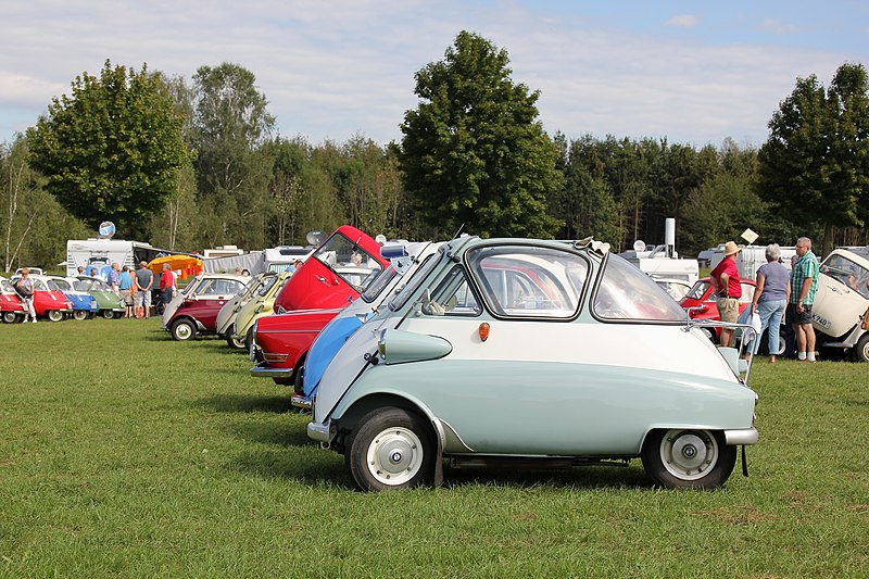 File:BMW Isetta, Bj. 1955 (2015-08-28 3092).JPG