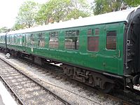 BR Mark 1 35464 at the Swanage Railway.JPG