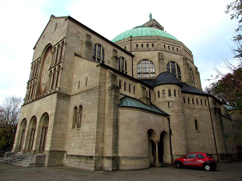 File:Baden-Baden Kirche Bernharduskirche 03 (fcm).jpg