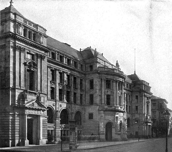 Former Deutsche Bank headquarters [de] on Mauerstrasse 25-28 in Berlin, photographed in 1909
