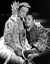 Bette Davis and Errol Flynn in Warner Bros.' The Private Lives of Elizabeth and Essex