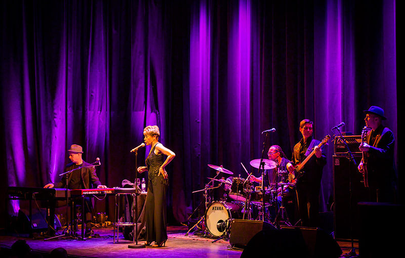 File:Bettye LaVette (213739).jpg