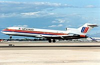 United Airlines N7449U på Las Vegas (McCarran flyhavn), Nevada 1995