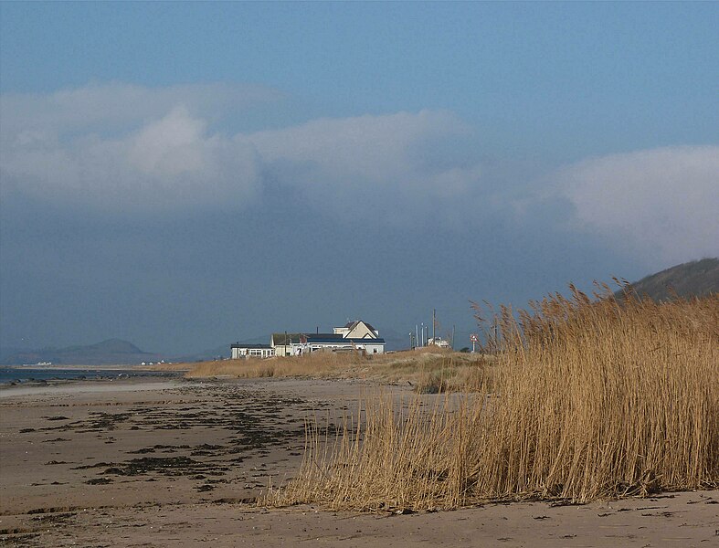 File:Boydston Shore - geograph.org.uk - 5281383.jpg