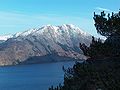 Brøknipa sett frå andre sida av Sørfjorden