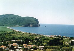 Изглед към селото през 1990-те